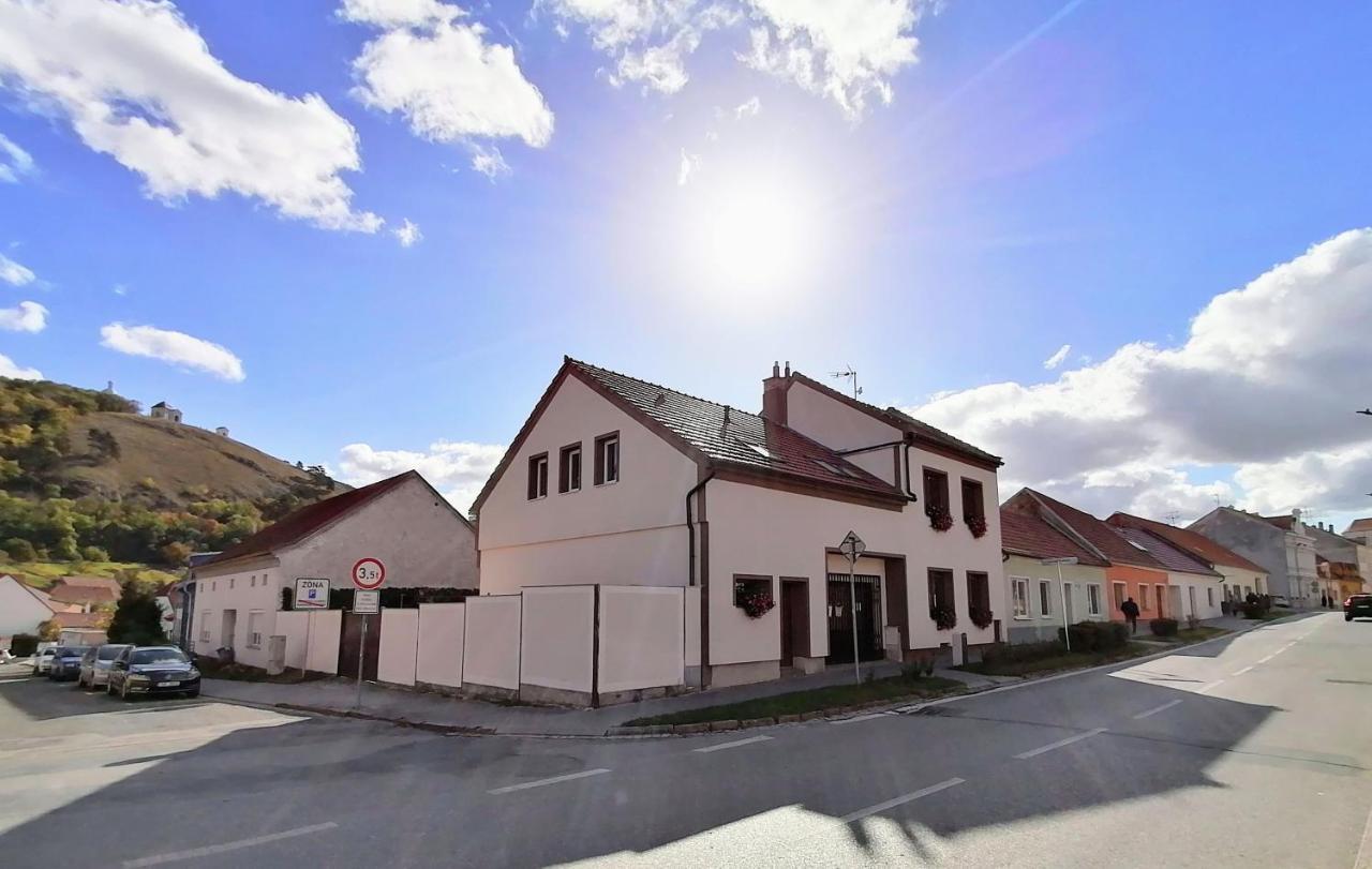Ubytovani Na Spaciru Mikulov Eksteriør bilde