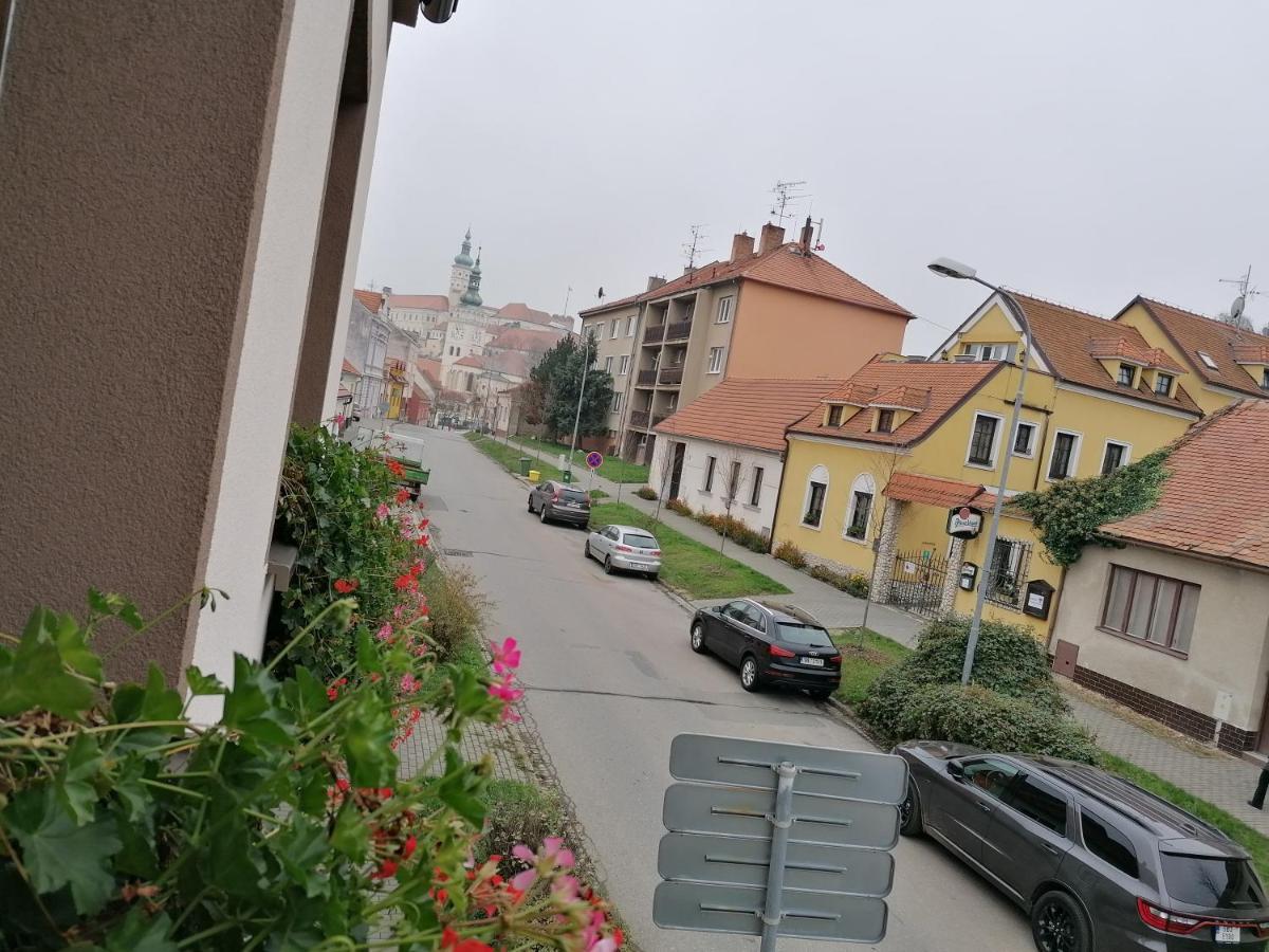Ubytovani Na Spaciru Mikulov Eksteriør bilde